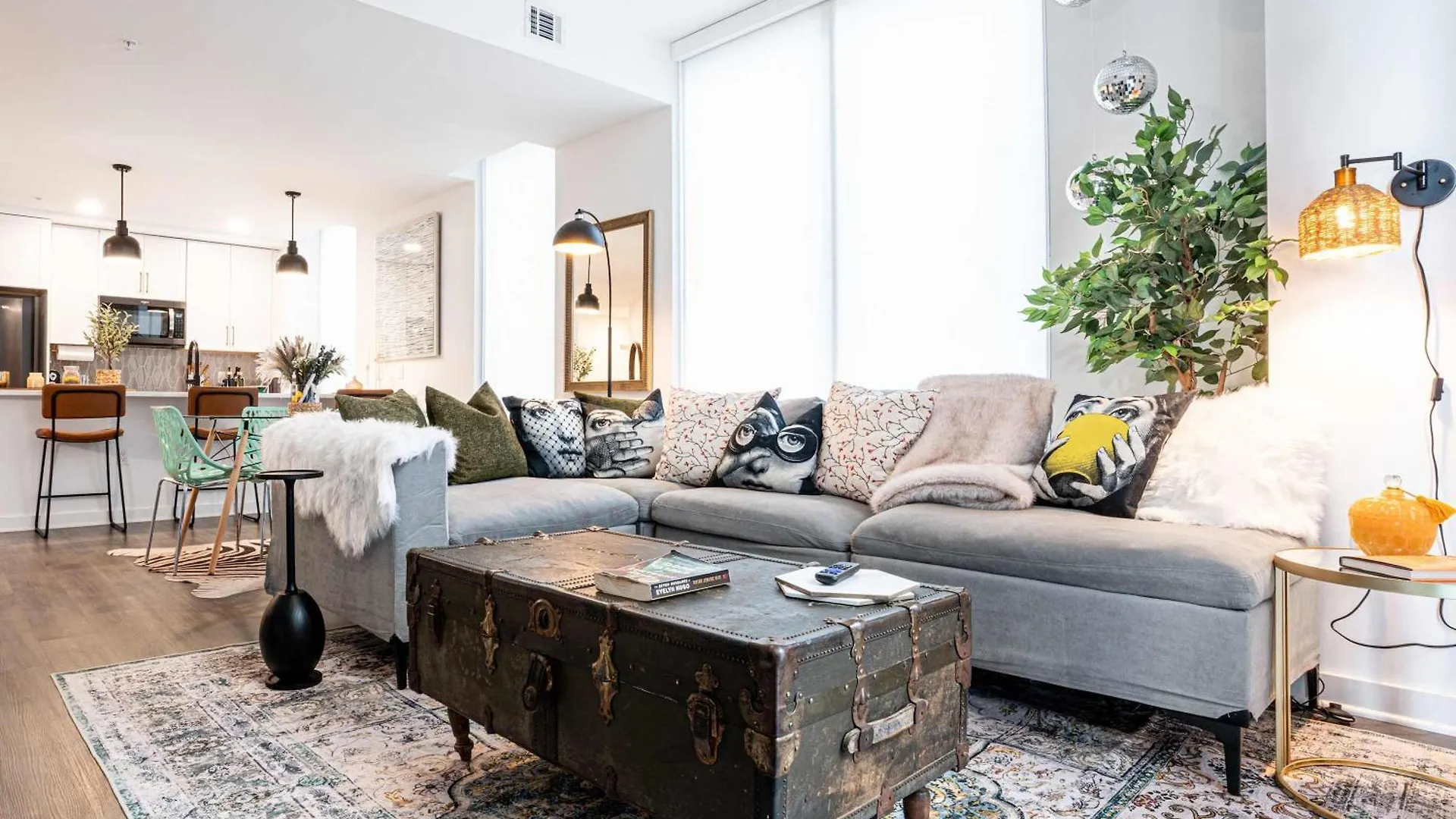 Gulch Luxe Apartment With City Views Nashville
